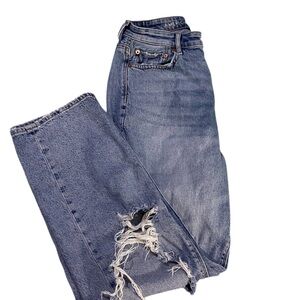 American Eagle Outfitters Light Blue Distressed Boyfriend Jeans